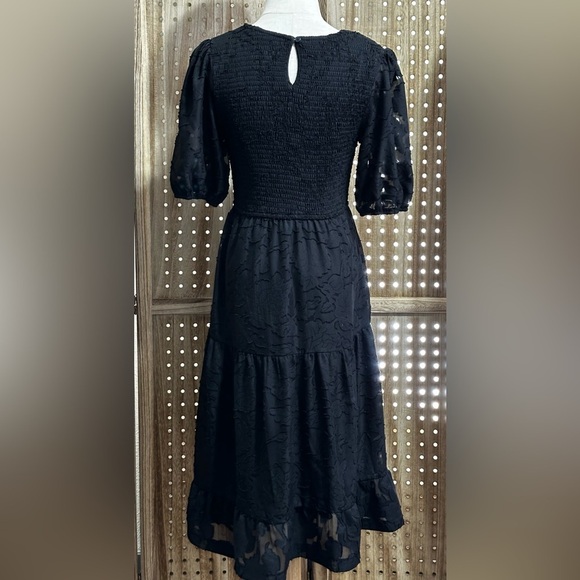 Black Floral Lace Midi Dress Puff Sleeve NWOT - Picture 3 of 7